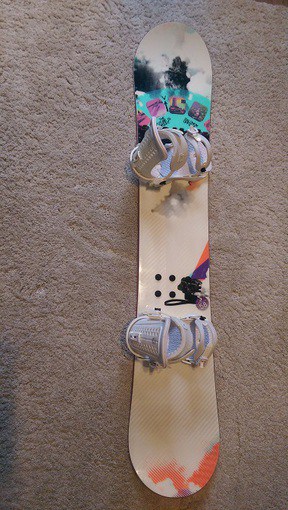 Snowboard – Salomon Official 158 + Union Force Bindings