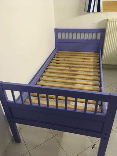 Single bed