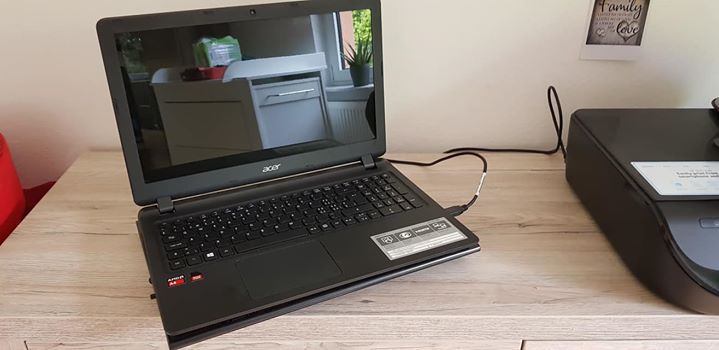 Laptop ACER and HP printer