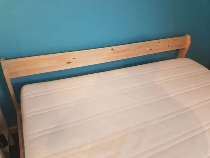 A comfy brand new double bed (140×200)