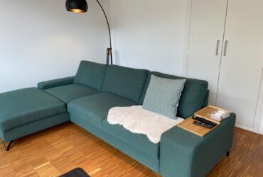 Corner sofa-bed with storage – LIKE NEW